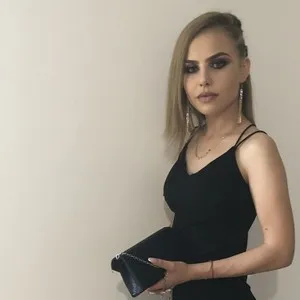 AidaEmily from livejasmin