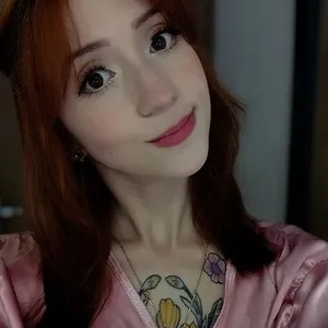 AnnieBlossom from livejasmin