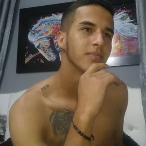 JohandryCastillo from livejasmin