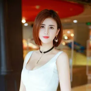 LilyZheng from livejasmin