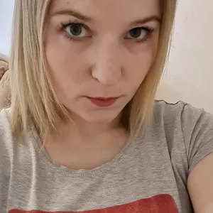 NicolettaWhite from livejasmin