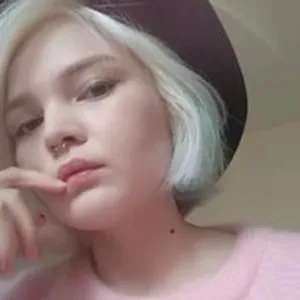 18Vikki from bongacams