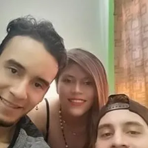 3somesexy from bongacams