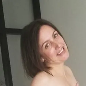 69Capucine69 from bongacams