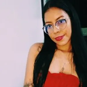 ALISSAFOX from bongacams