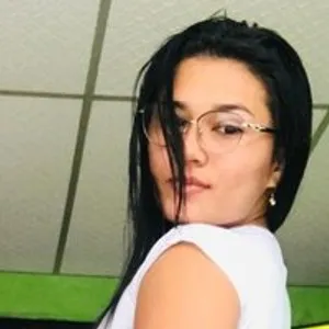 ANARA-RED from bongacams