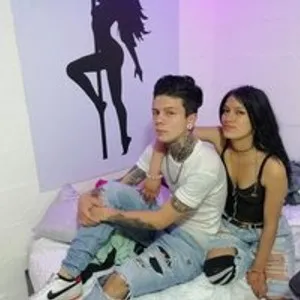 ANDRES-y-KARI from bongacams