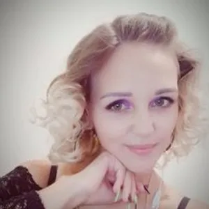 Addeliya from bongacams