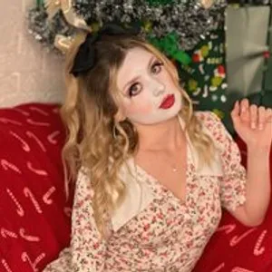 AdelinaAngel from bongacams