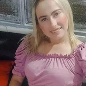 Adiela1 from bongacams