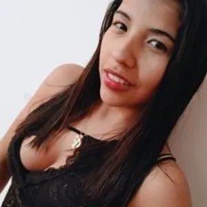 Aixa-Alazy from bongacams