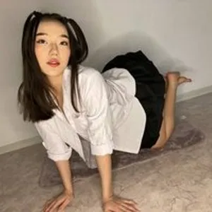 AkinoAR from bongacams