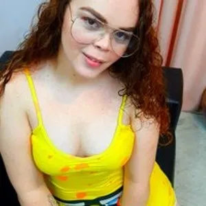 AlessiaLettue from bongacams