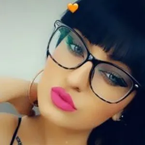 AlessyaMoon from bongacams