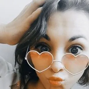 Alexandraak from bongacams