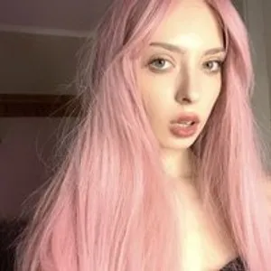 AliceFromWonderland from bongacams