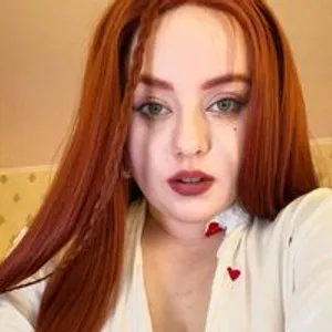 AliceMoonL from bongacams