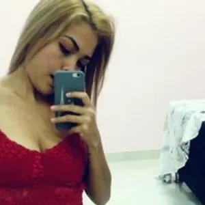 AliiColeem from bongacams