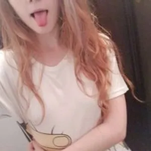 AlisaGG from bongacams