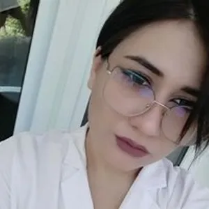 Alisalisaa from bongacams