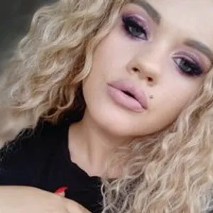 Alisangel from bongacams