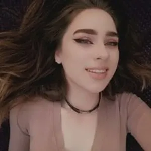 AlisaxFire from bongacams