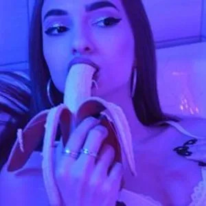 AliyaEvans from bongacams