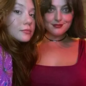 Amber-n-Ivy from bongacams