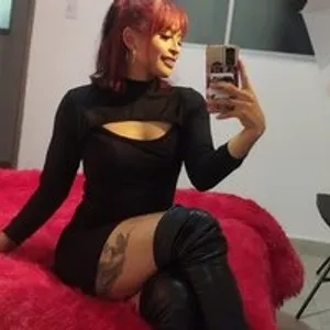 AmberSquirt from bongacams