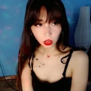 AmillieYoko from bongacams