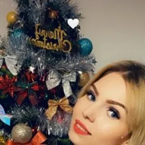 AmmyMiller from bongacams