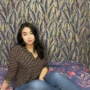 AmyLyi from bongacams