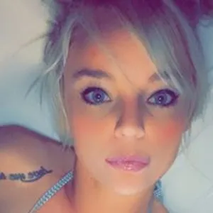 AngelBaby88 from bongacams