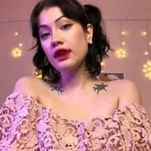 AnnaDye from bongacams