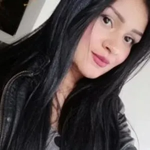 AnnaliseWolf from bongacams