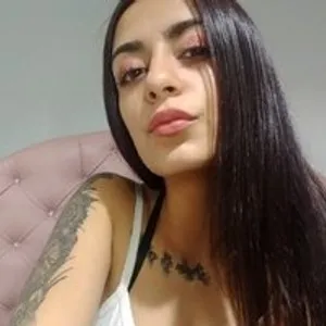 Anne-lennon from bongacams