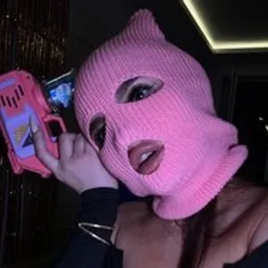 AnnyShawty from bongacams