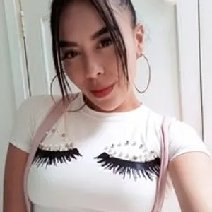 AprilSwift from bongacams