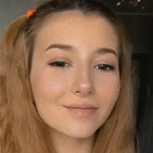 Auriele from bongacams