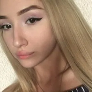 Awejane from bongacams