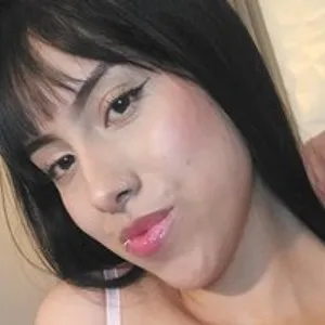 Baby-Meloddy from bongacams