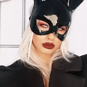 BabyBatman from bongacams