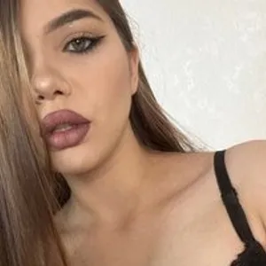 Barbarabloomm from bongacams