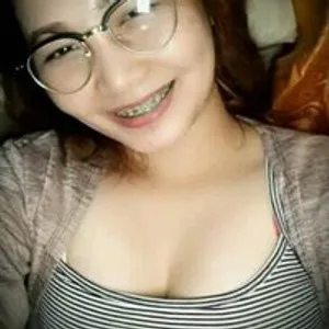 BbyJoyieee08 from bongacams