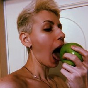 BlondAndrogin's profile picture