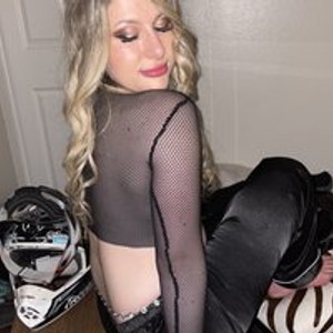 blondeandherbitch699