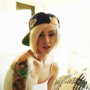 BlondytoyX's profile picture