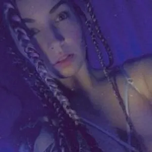 BlueKristal from bongacams