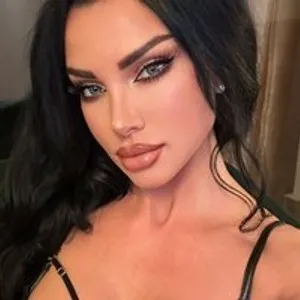 BrookeEmber from bongacams