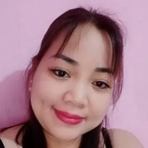 Candy-Trinh from bongacams